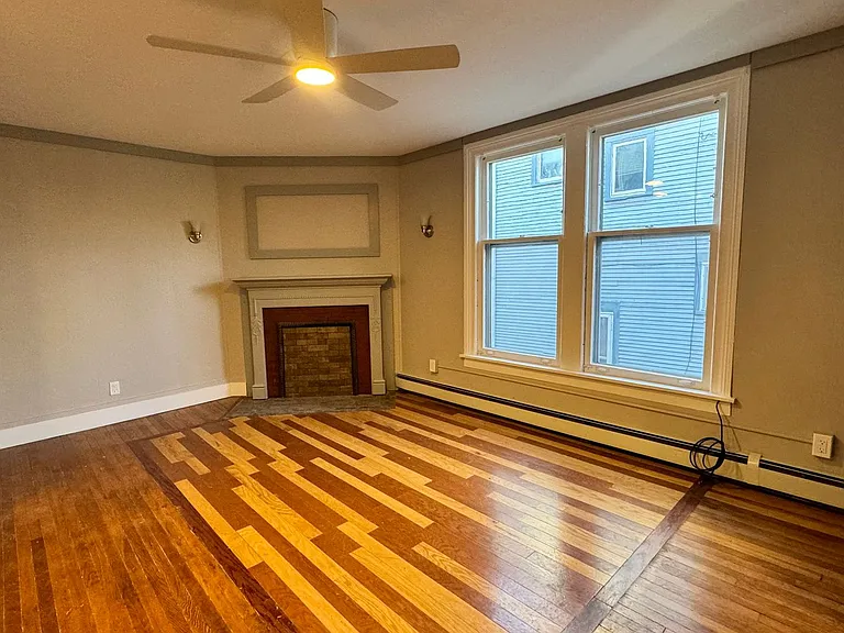322 Cherry SE — Photo 7