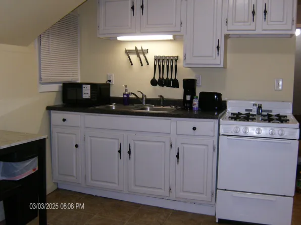 1023 S Lincoln St #3, Aberdeen, SD 57401