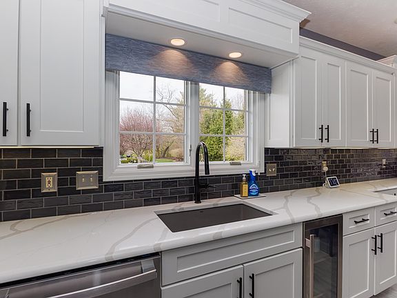 5th image of 5108 W Pineridge Rd