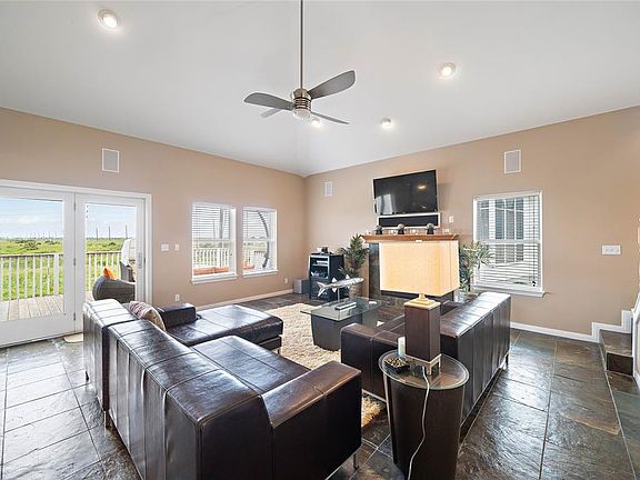 3rd image of 14438 Spyglass Cir