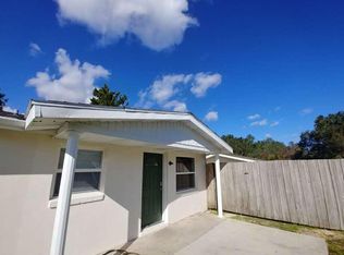 20 N Sheltering Oaks Dr APT C, Inverness, FL 34453