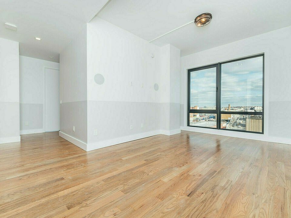 1st image of 115 Stanwix St #457