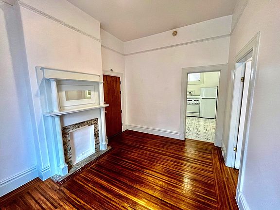 2nd image of 2101-2103 Golden Gate Ave #851-855
