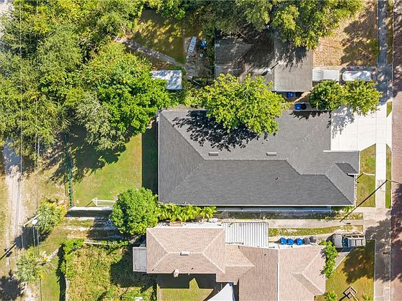 3rd image of 535 12th Ave N