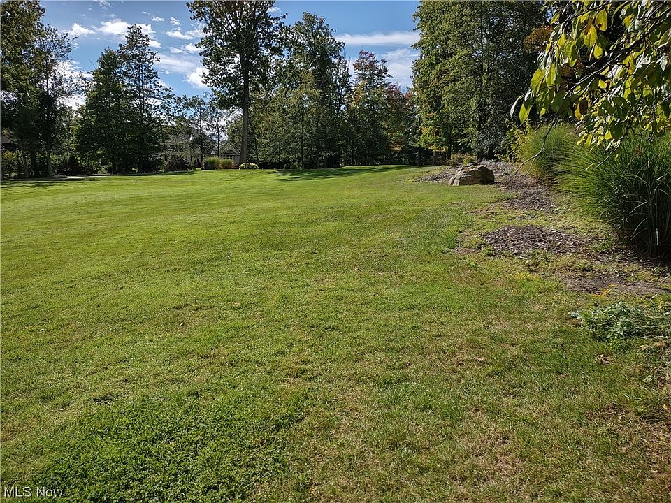 2nd image of 585 Hardwick Dr