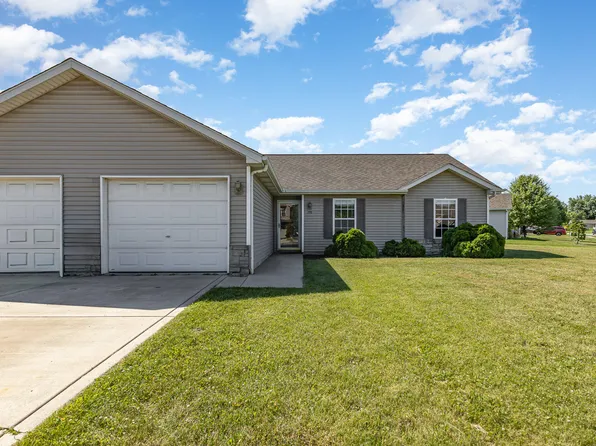 370 Boo Rd, Burns Harbor, IN 46304