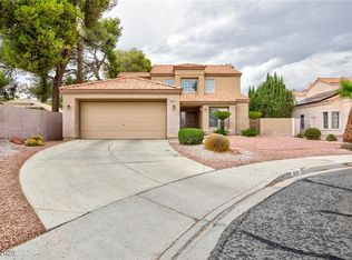 9836 Russett Wood Cir, Las Vegas, NV 89117