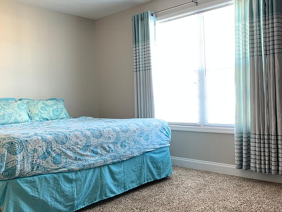 2nd image of 362 Macer Ave