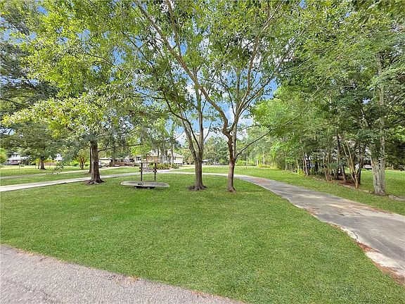 2nd image of 26493 Mandane Dr