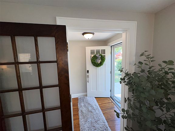 2nd image of 510 Shenley Dr
