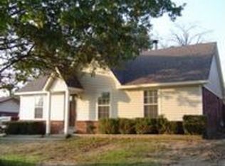 5846 Briarwood Dr, Horn Lake, MS 38637