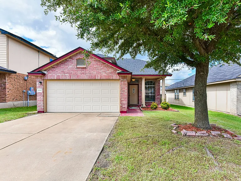 4600 Donegal Bay Ct — Photo 5