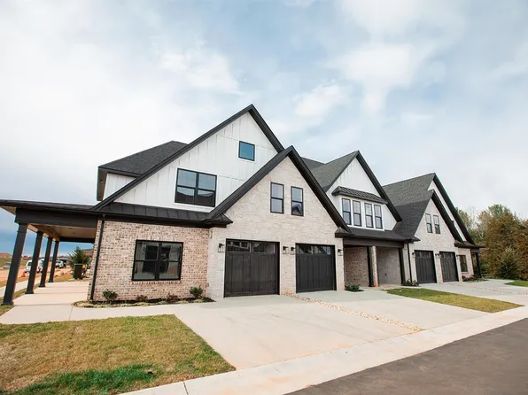 1115 N Westyn Loop, Forest, VA 24551