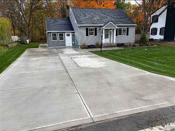 2nd image of 5986 Smith Rd