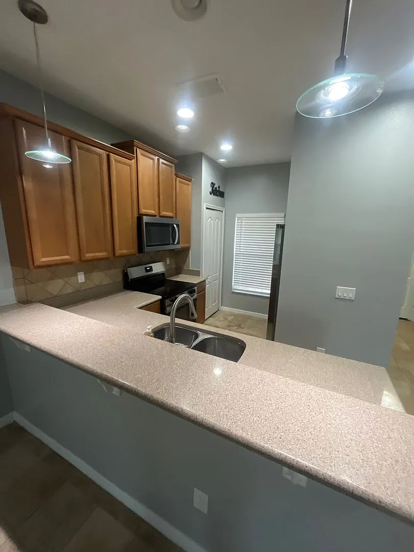 3781 Clubside Pointe Drive — Photo 3