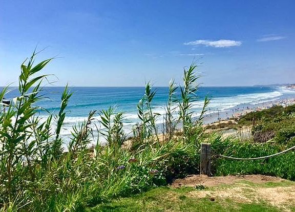 Ocean directly across street