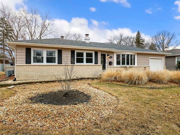 1655 Lin Lor Ln, Elgin, IL 60123