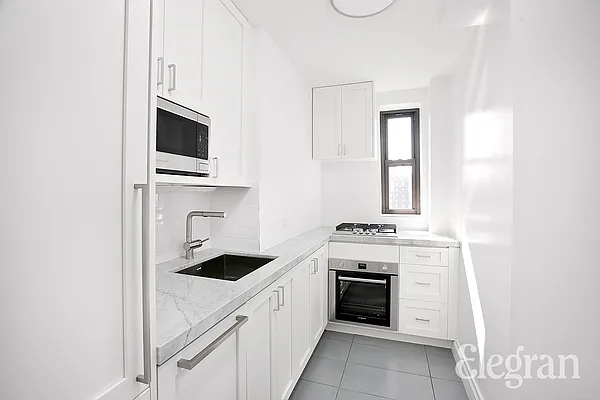 Rented by (Legacy) Elegran | media 8