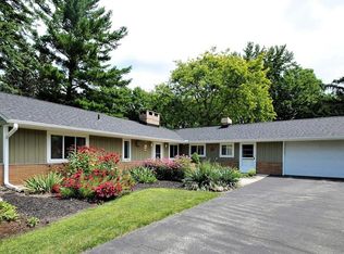 28649 Bolingbrook Rd, Pepper Pike, OH 44124