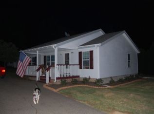 2917 Eastport Rd SE, Dennison, OH 44621