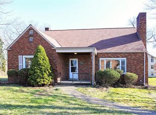 1272 Dutilh Rd, Cranberry Township, PA 16066