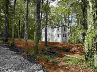 460 Nydeck Rd, Robbins, TN 37852