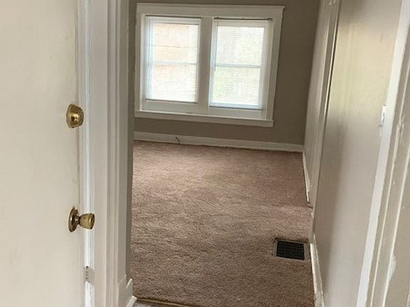 5th image of 3515 W Kentucky St #7954650