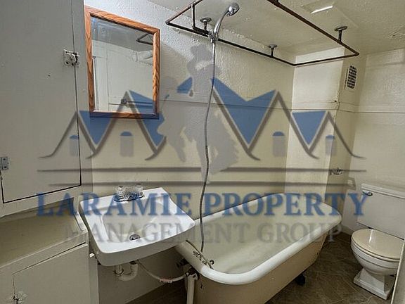 4th image of 508 E Garfield St Unit 7
