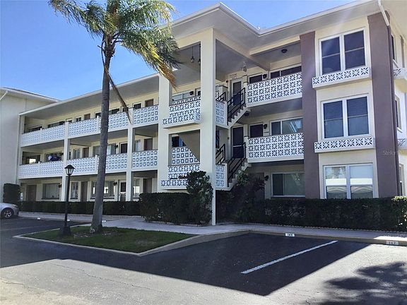 2nd image of 1235 S Highland Ave #303