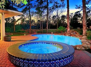 7 Doe Run Dr, The Woodlands, TX 77380