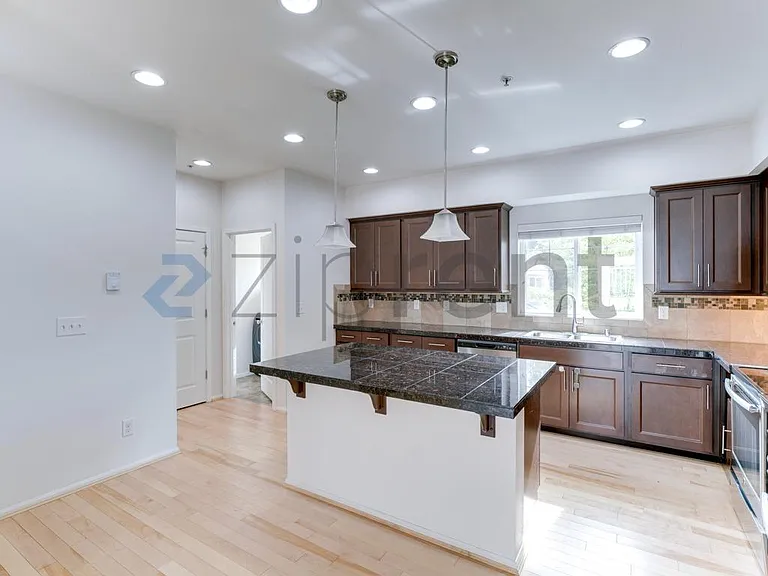 10351 156th Ln NE #101 — Photo 14