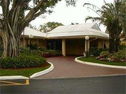 1st image of 4521 Treehouse Ln #B