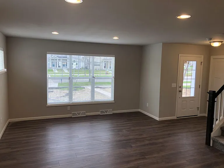 Sun Prairie Twin Home — Photo 4
