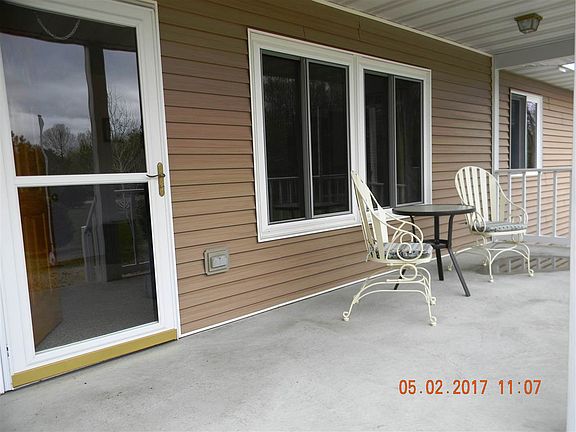 3rd image of 9203 Holz Ln