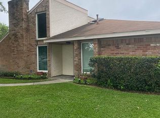 1719 Crestwood Ct, Texas City, TX 77591