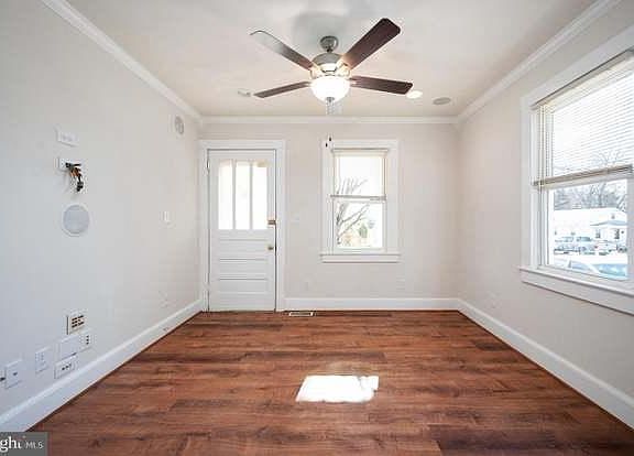 2nd image of 144 Mansfield St