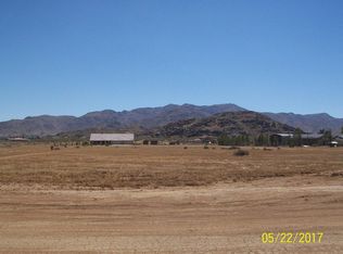 65 Olema Rd, Apple Valley, CA 92307