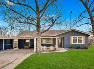 204 N 3rd St, Celeste, TX 75423