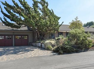 96 Hillbrook Dr, Portola Valley, CA 94028