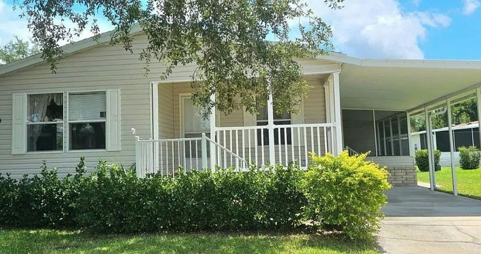 1st image of 879 Carolina Palm Ln #924