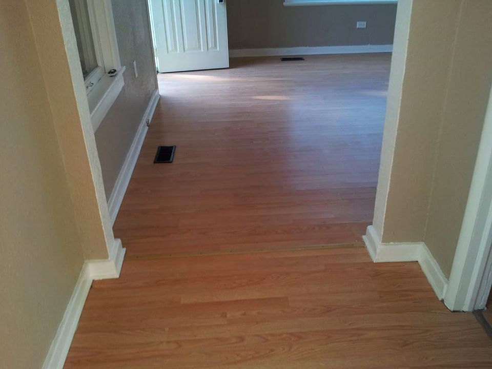 1st image of 1213 E Fox St