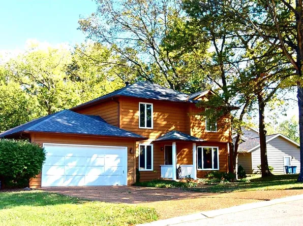 5 Cypress Point Dr, Collinsville, IL 62234