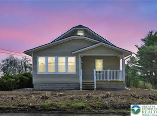 66 Fairview St, Barnesville, PA 18214