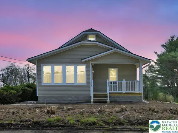 66 Fairview St, Barnesville, PA 18214