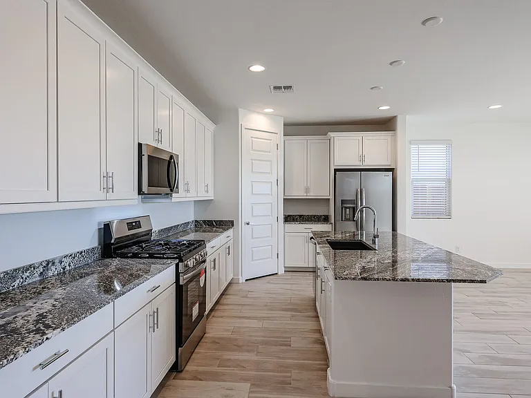 15771 W Superior Ave — Photo 26