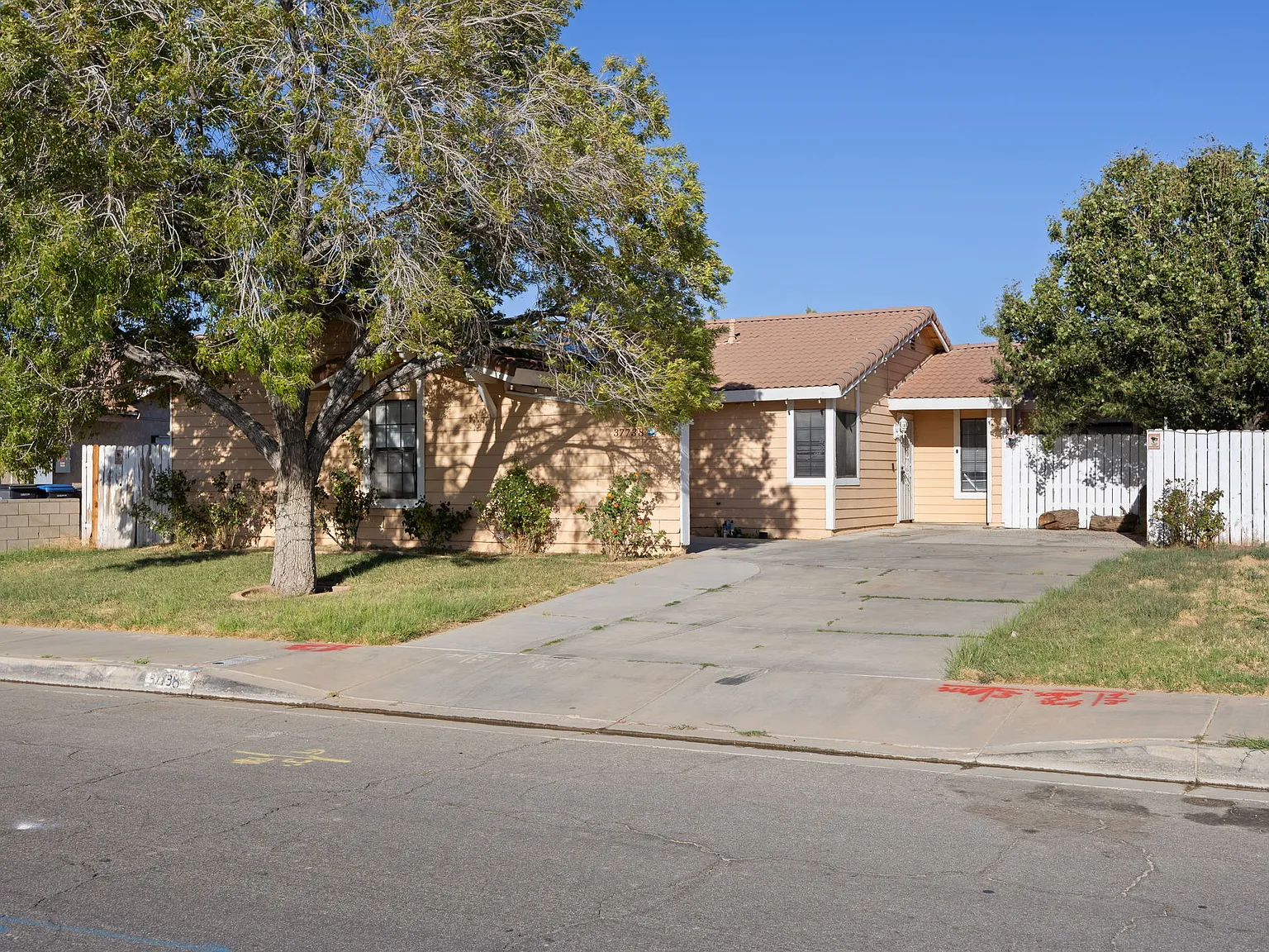 3 bed, 1536 sqft, $2,750 — Photo 1