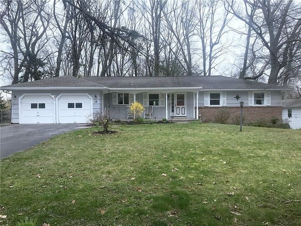 1st image of 16 Pittsford Manor Ln