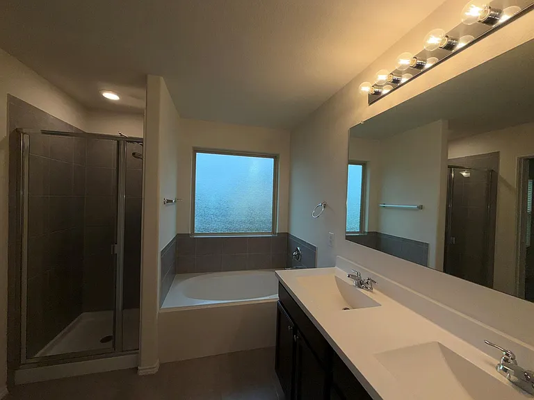 344 Circle Way #35E — Photo 10