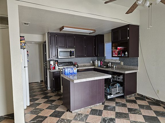 3rd image of 1660 Vallarta Cir