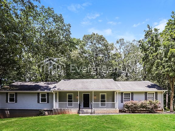2nd image of 3631 Pennington Dr SE